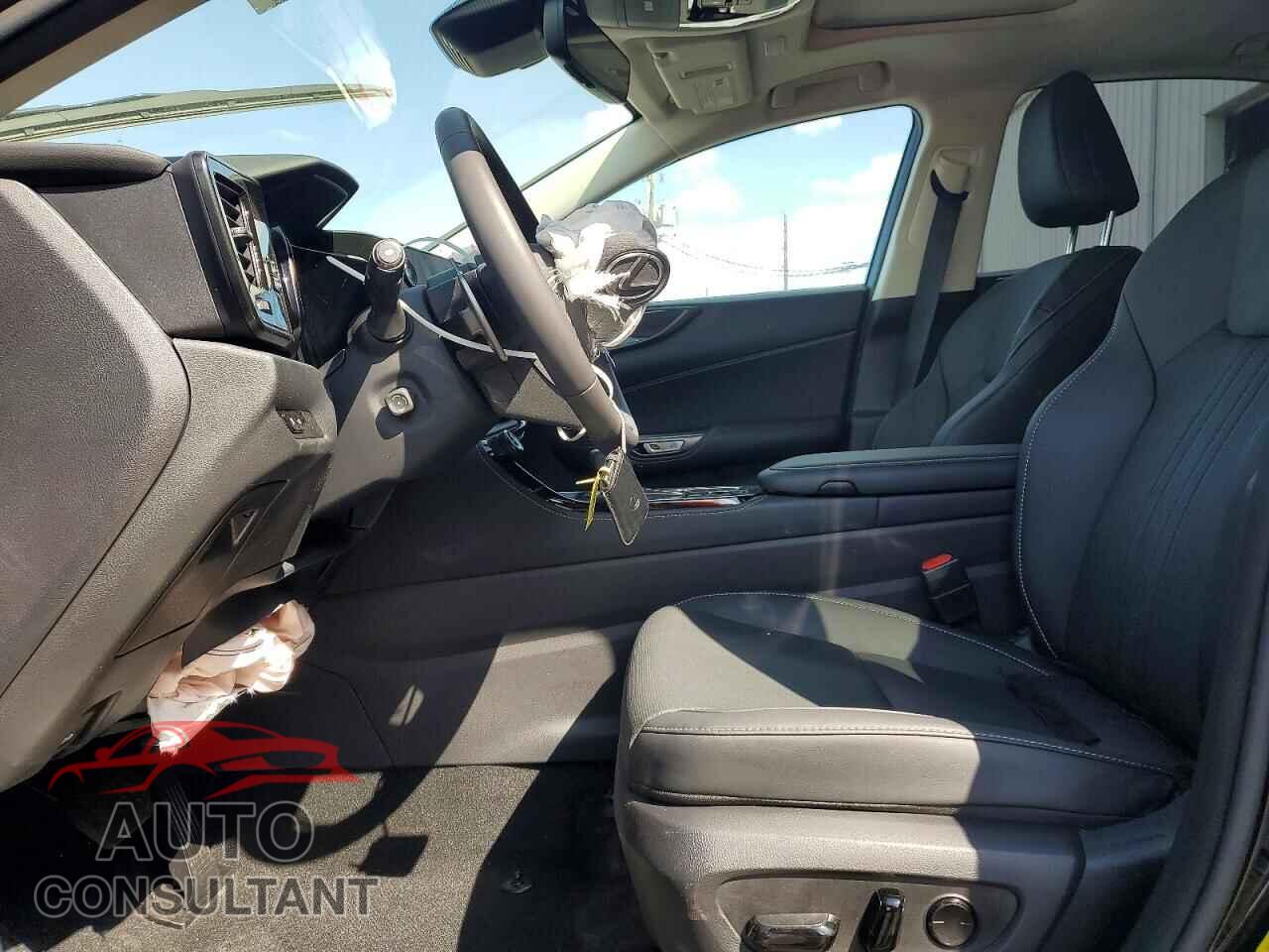 LEXUS UNKNOWN 2022 - 2T2GDCAZ7NC001852