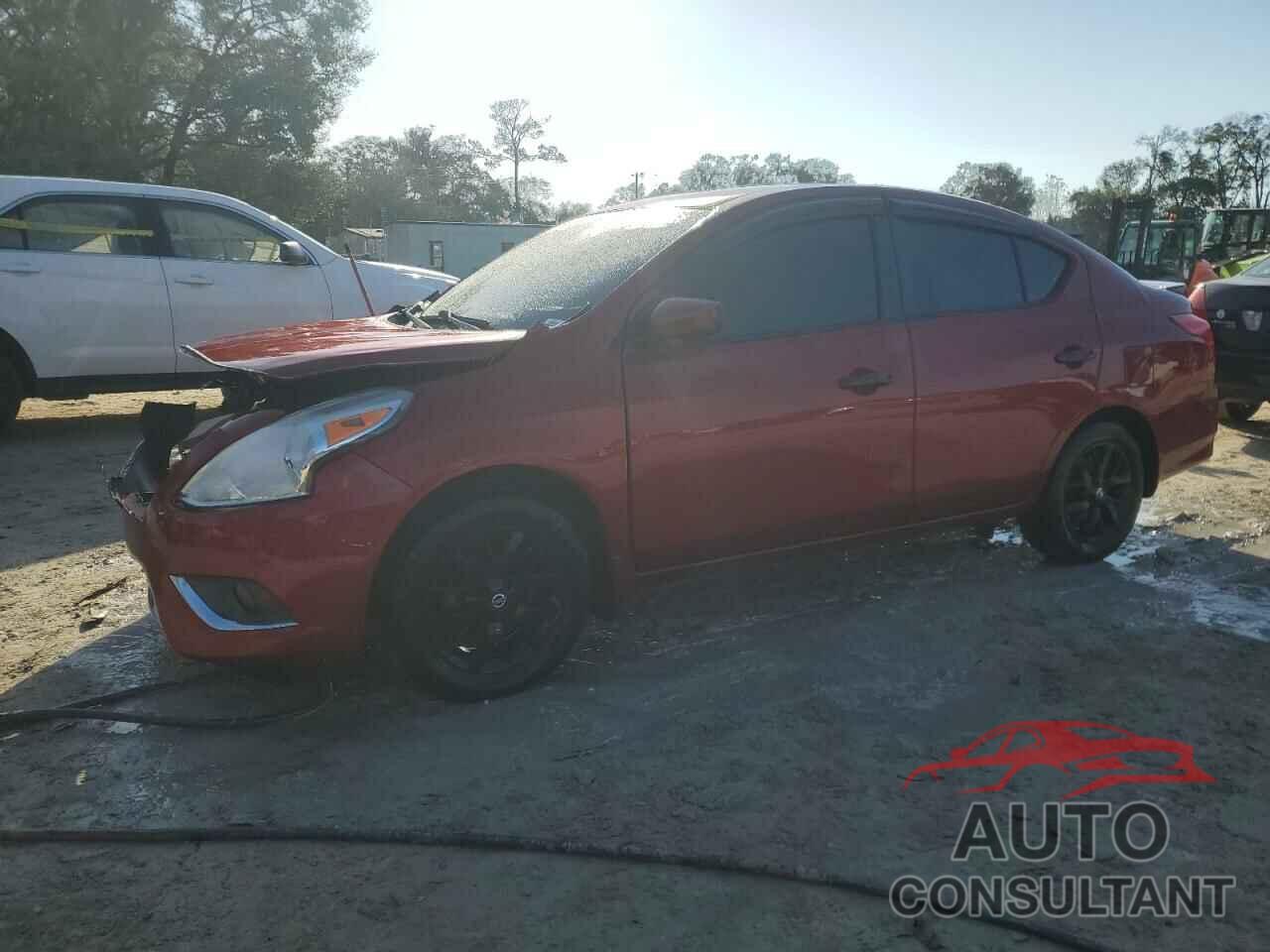 NISSAN VERSA 2017 - 3N1CN7AP3HL849348