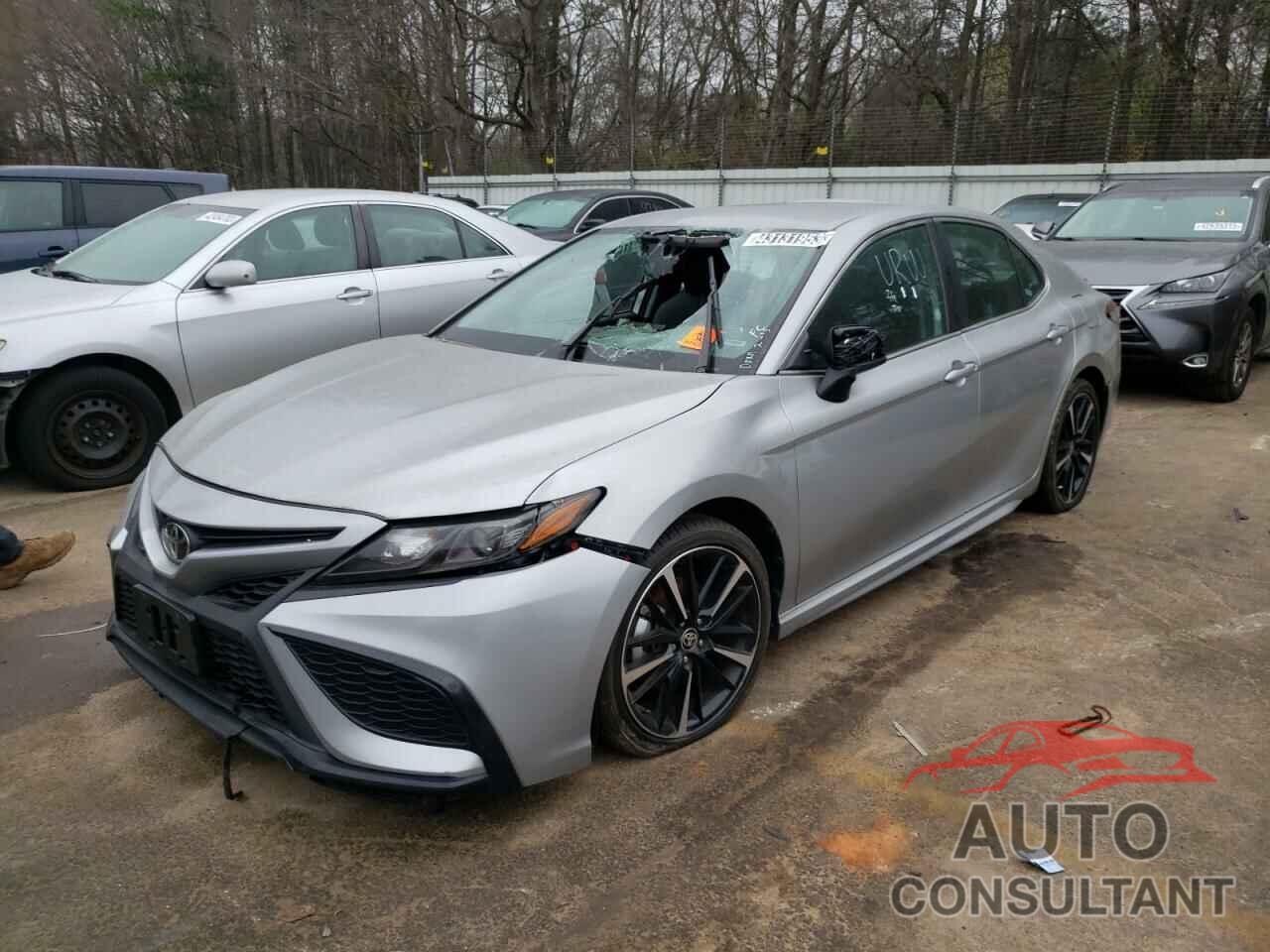 TOYOTA CAMRY 2021 - 4T1G11AK5MU442252