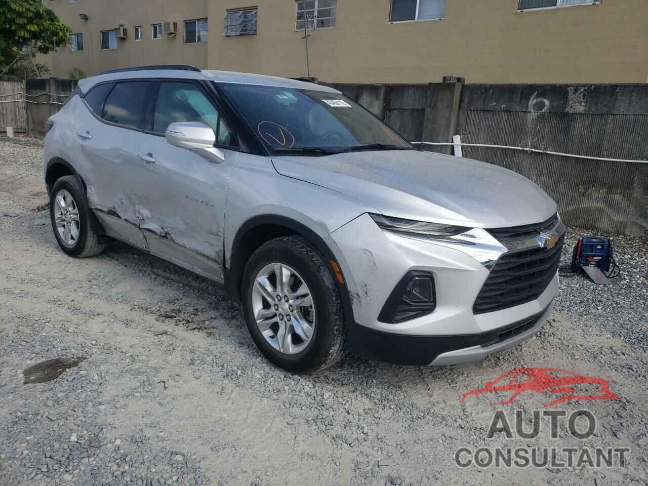 CHEVROLET BLAZER 2021 - 3GNKBJRS8MS563445