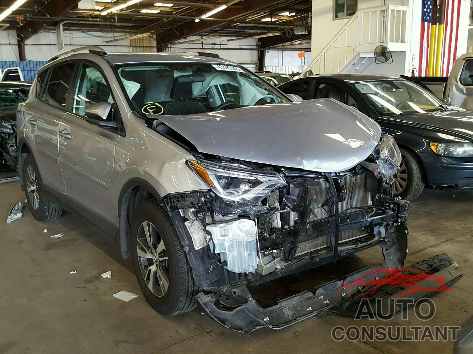 TOYOTA RAV4 XLE 2016 - 2T3RFREV1GW482482