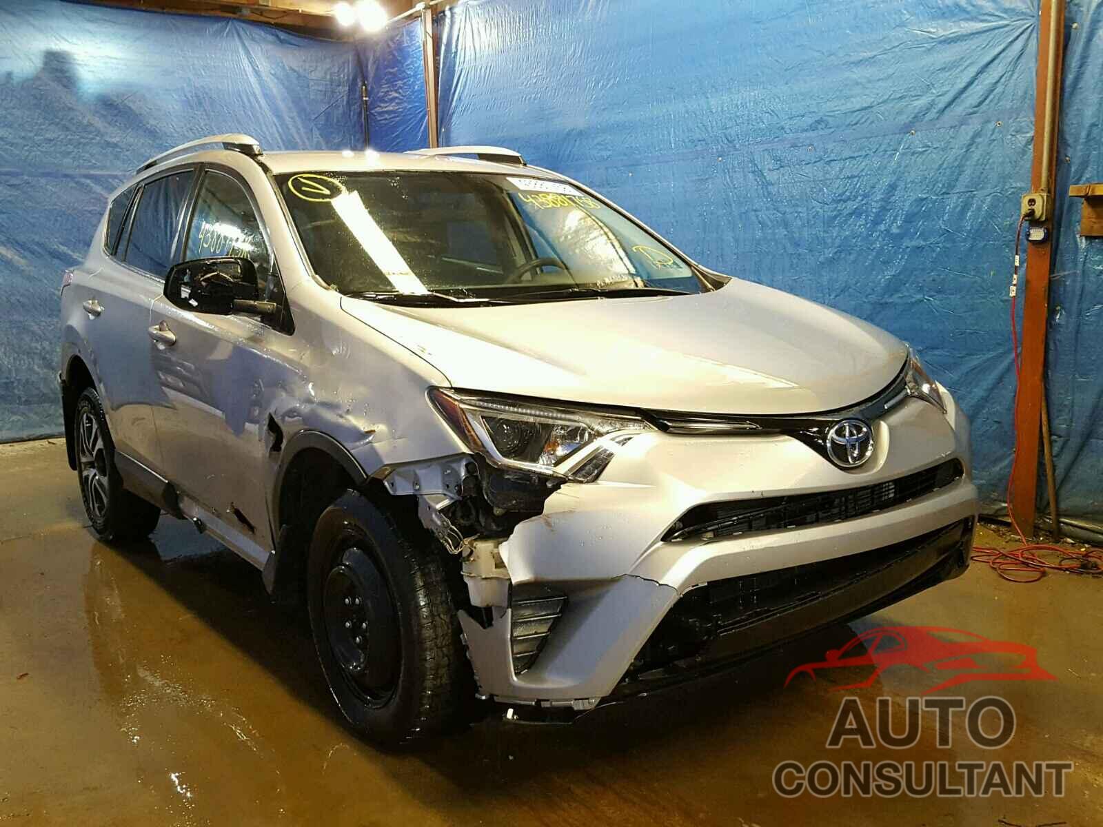 TOYOTA RAV4 LE 2016 - 2T3BFREV9GW409720