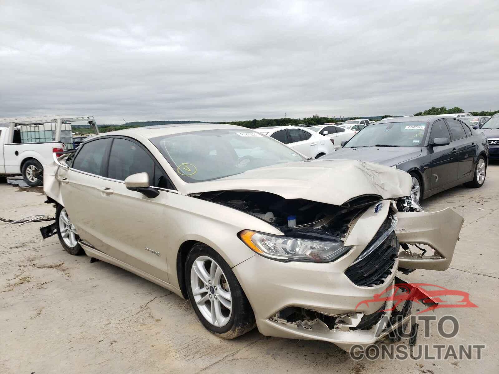 FORD FUSION 2018 - 3FA6P0LU5JR140816