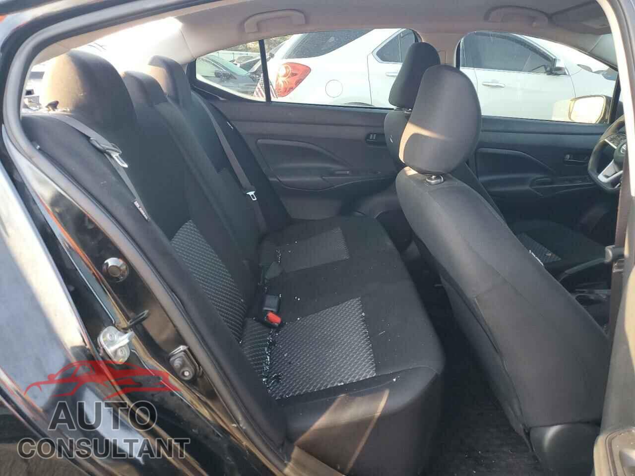 NISSAN VERSA 2021 - 3N1CN8DV3ML908263