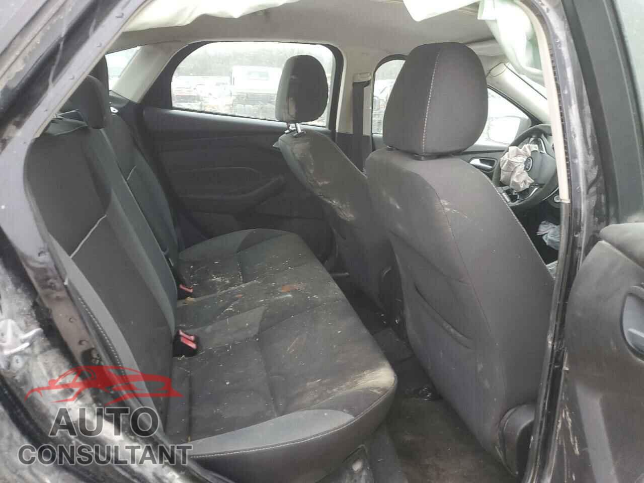 FORD FOCUS 2013 - 1FADP3F28DL139441