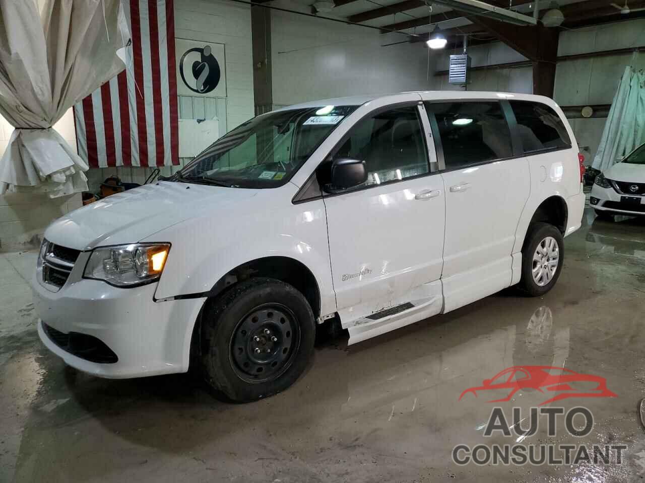 DODGE CARAVAN 2018 - 2C7WDGBG4JR224643