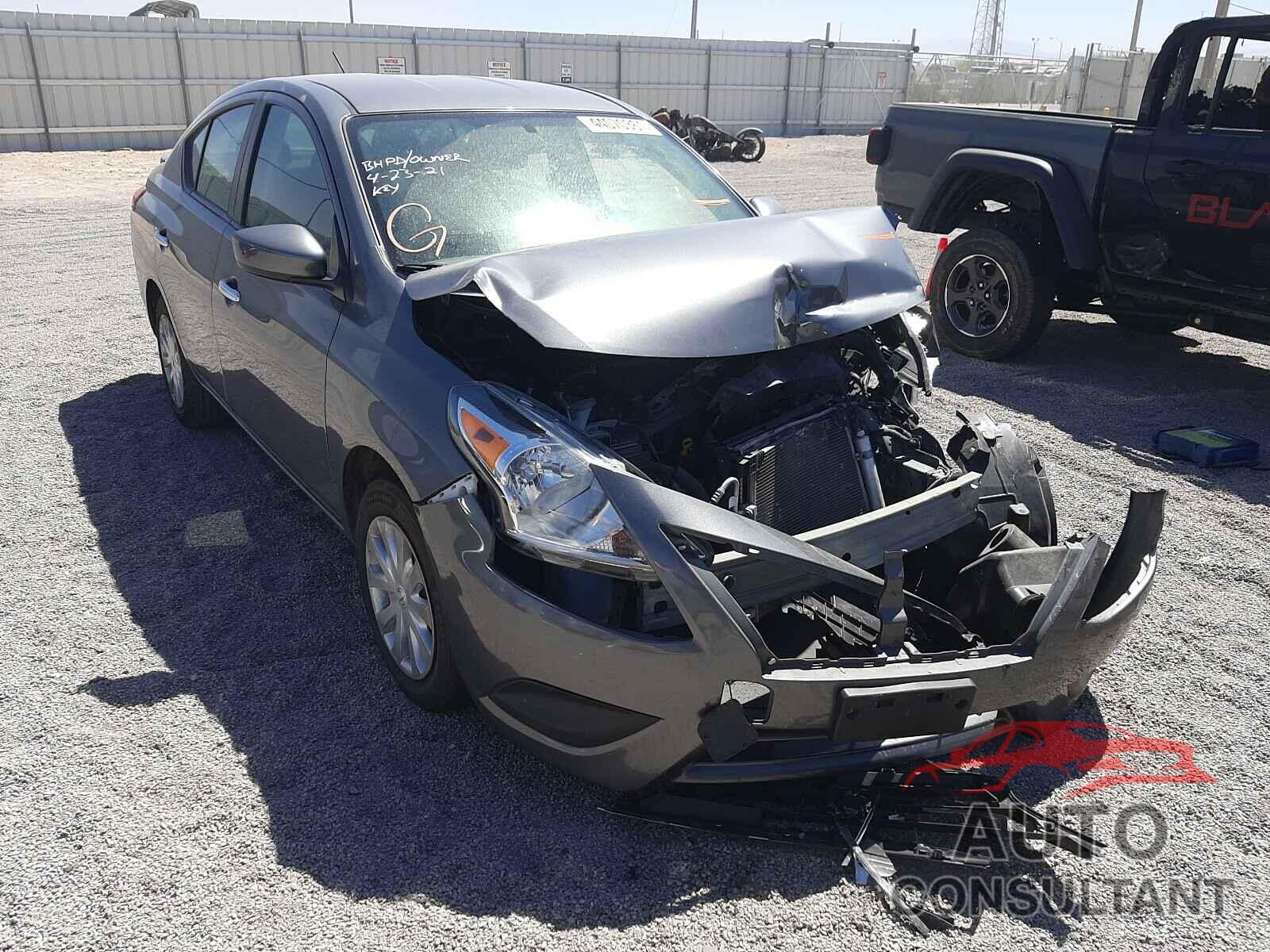NISSAN VERSA 2019 - 3N1CN7AP3KL806667