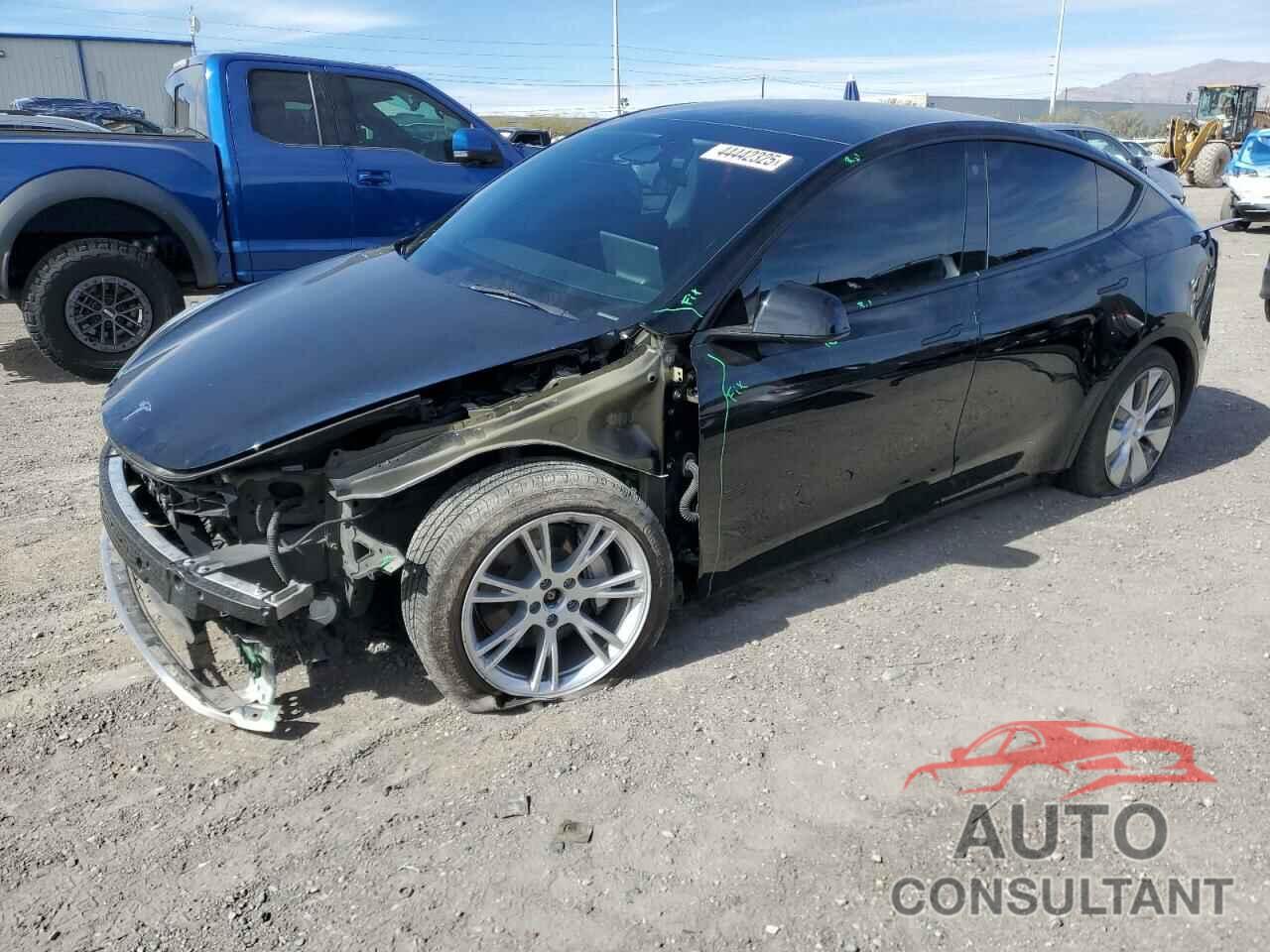 TESLA MODEL Y 2023 - 7SAYGDEEXPA104971