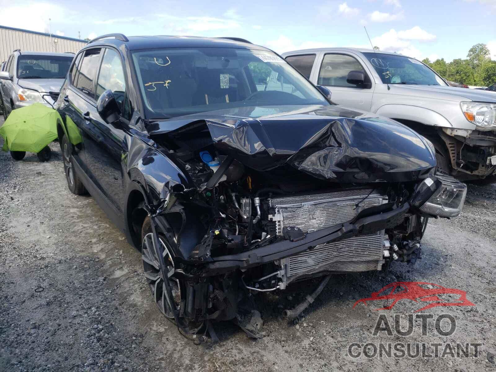 VOLKSWAGEN TIGUAN 2021 - 3VV1B7AX9MM001896