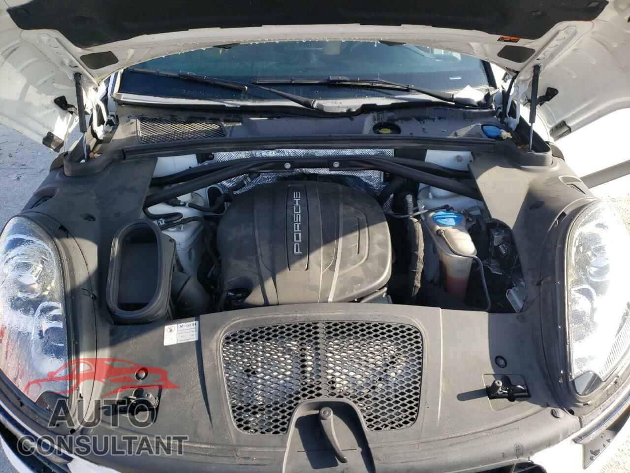 PORSCHE MACAN 2017 - WP1AA2A53HLB02280