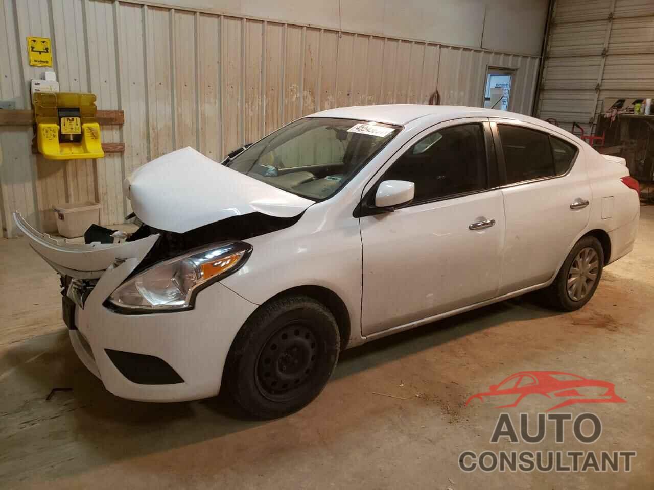 NISSAN VERSA 2019 - 3N1CN7AP7KL842121