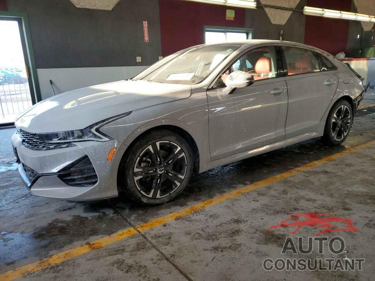 KIA K5 2023 - 5XXG64J23PG210752