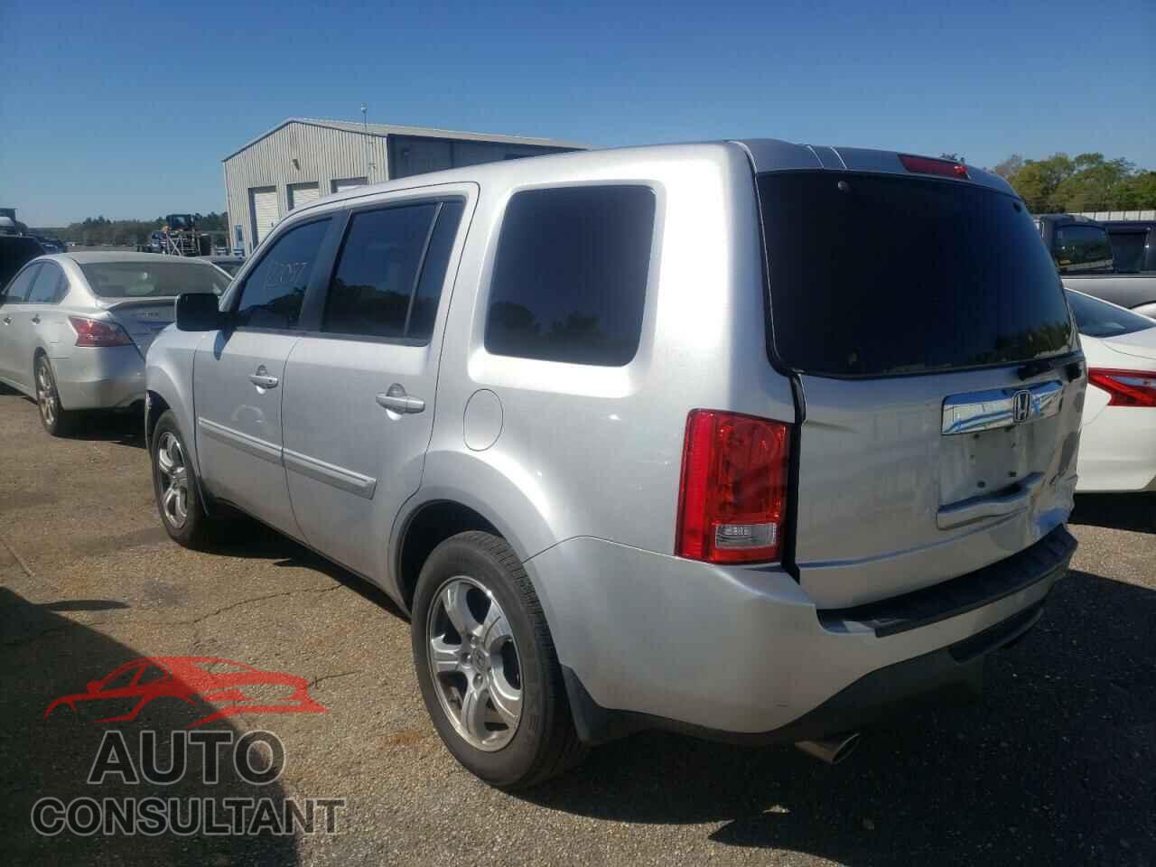 HONDA PILOT 2015 - 5FNYF4H55FB053747