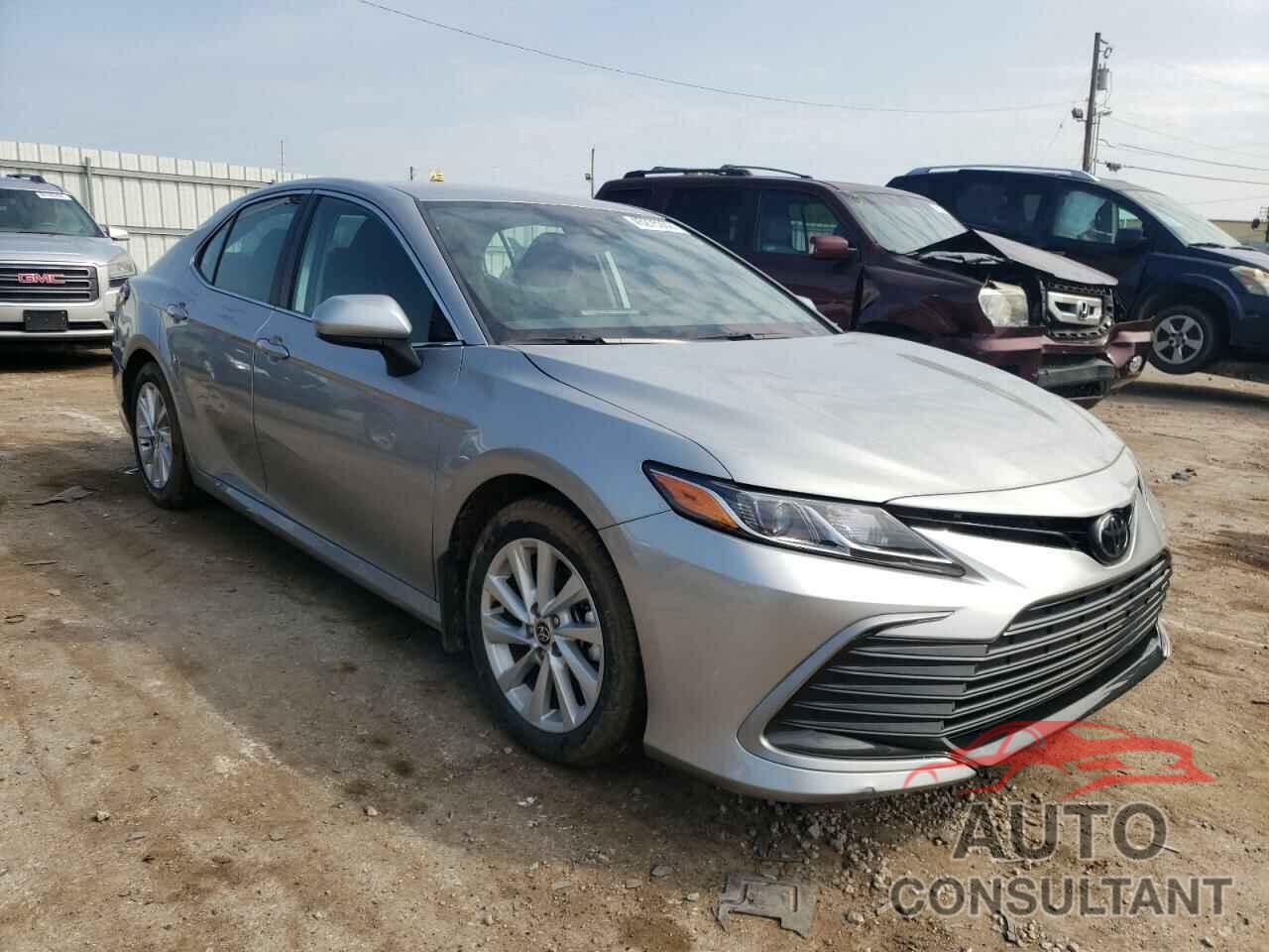 TOYOTA CAMRY 2021 - 4T1C11AK0MU478204