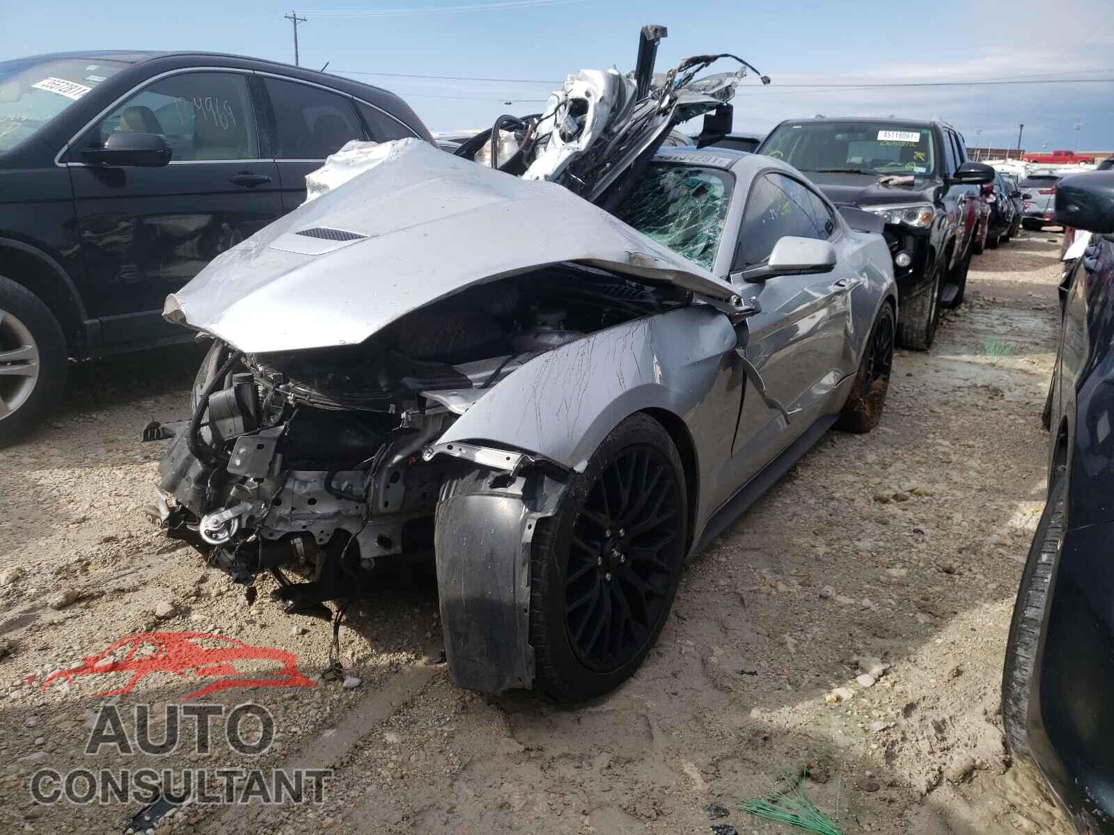 FORD MUSTANG 2019 - 1FA6P8TH0K5159750