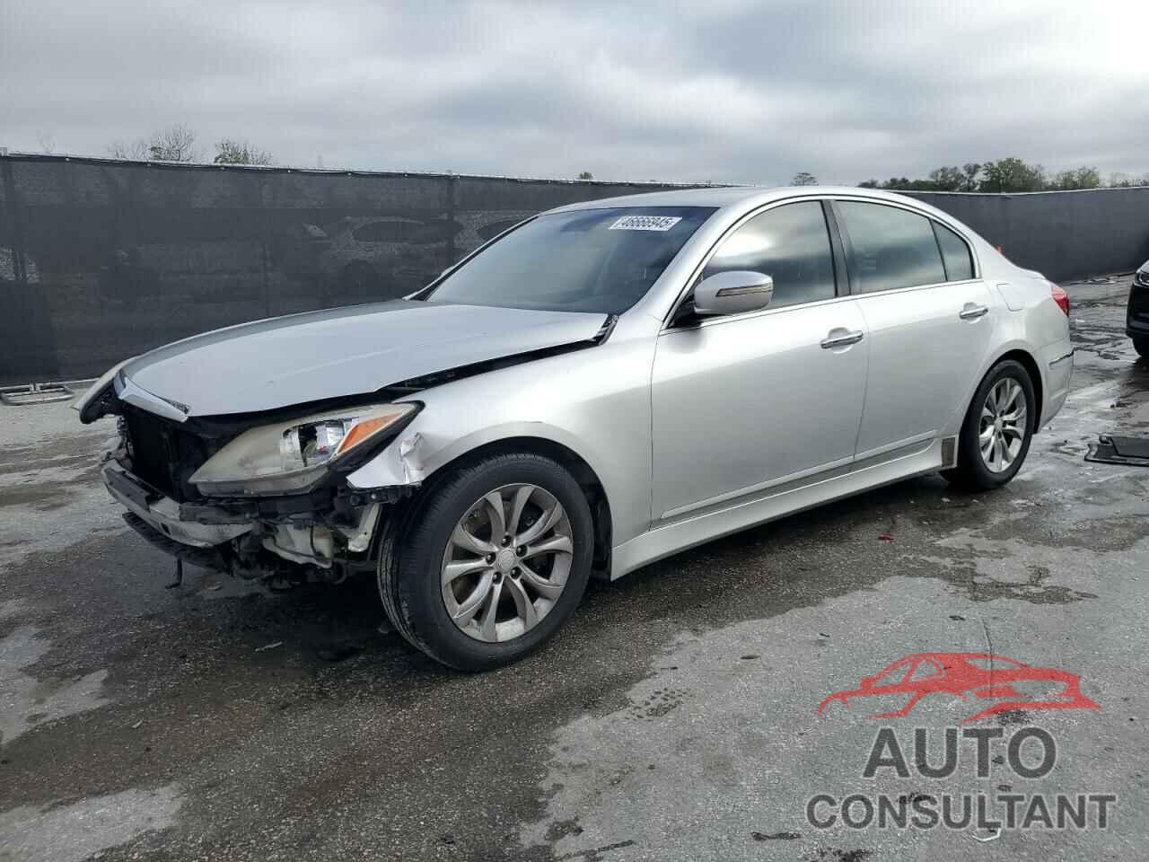 HYUNDAI GENESIS 2013 - KMHGC4DD8DU216781