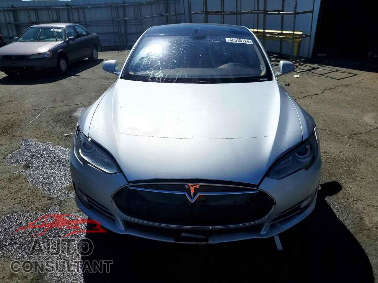 TESLA MODEL S 2013 - 5YJSA1CN0DFP13653