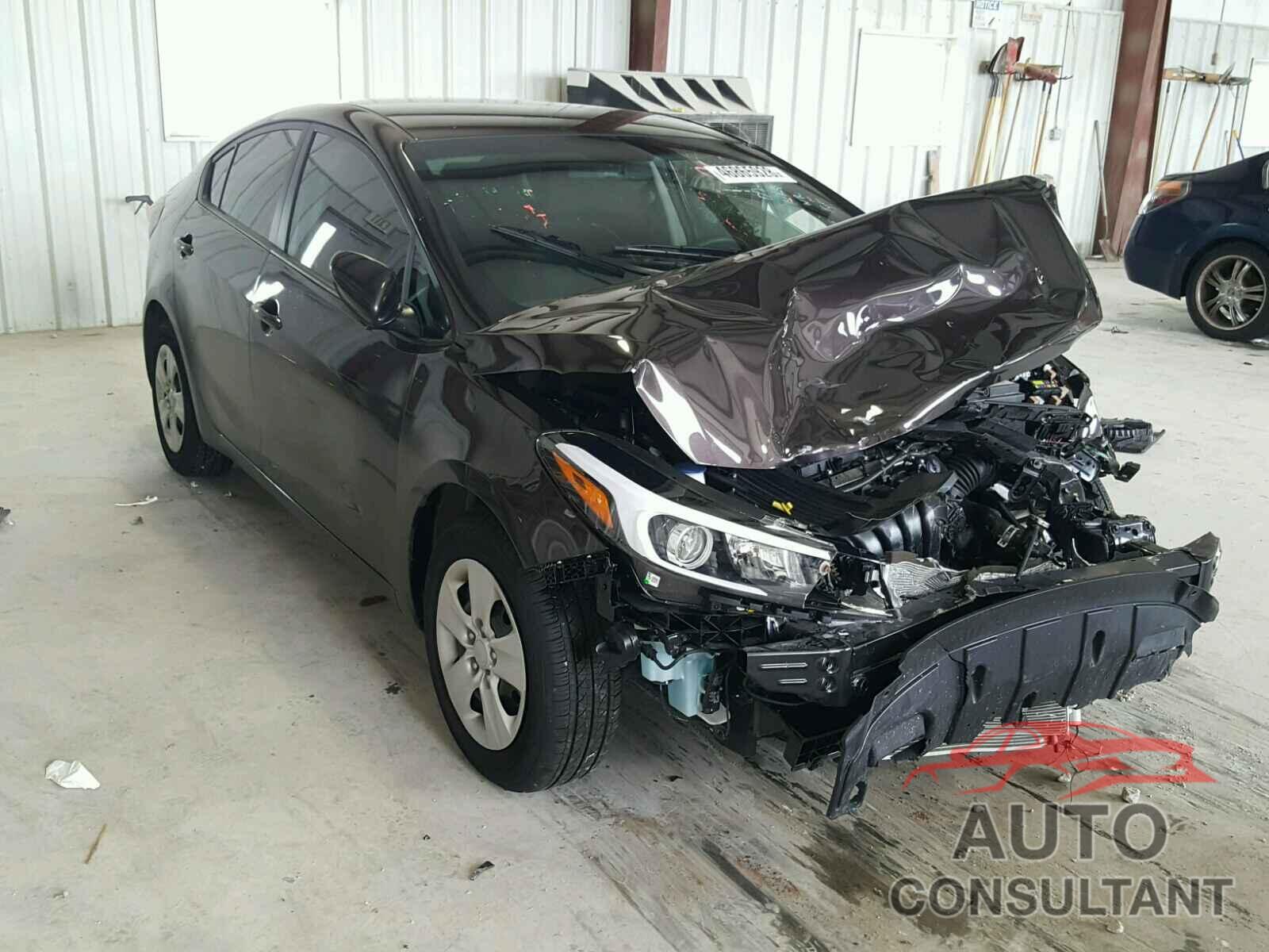 KIA FORTE 2018 - 3KPFK4A78JE168503