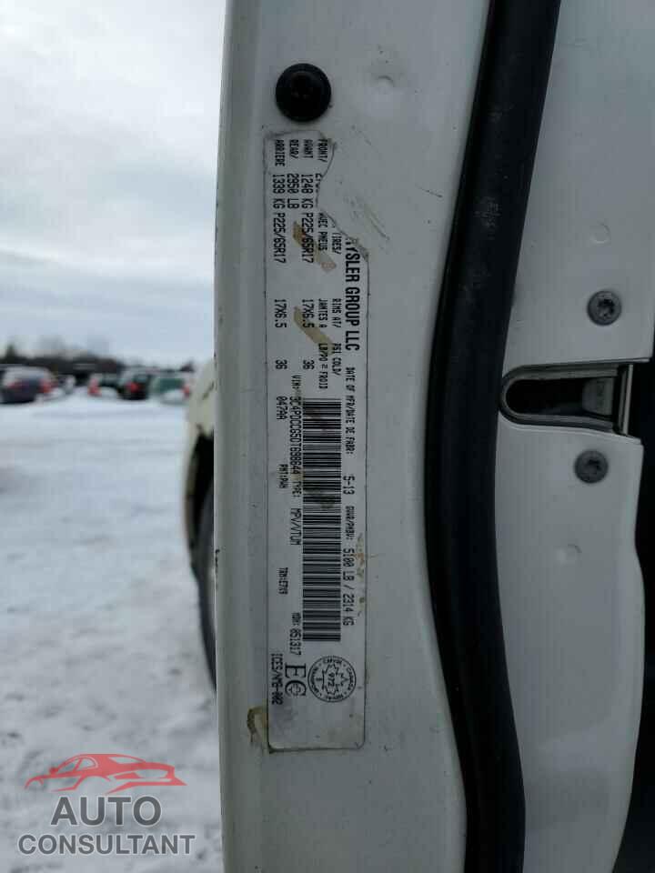 DODGE JOURNEY 2013 - 3C4PDCCG5DT698644