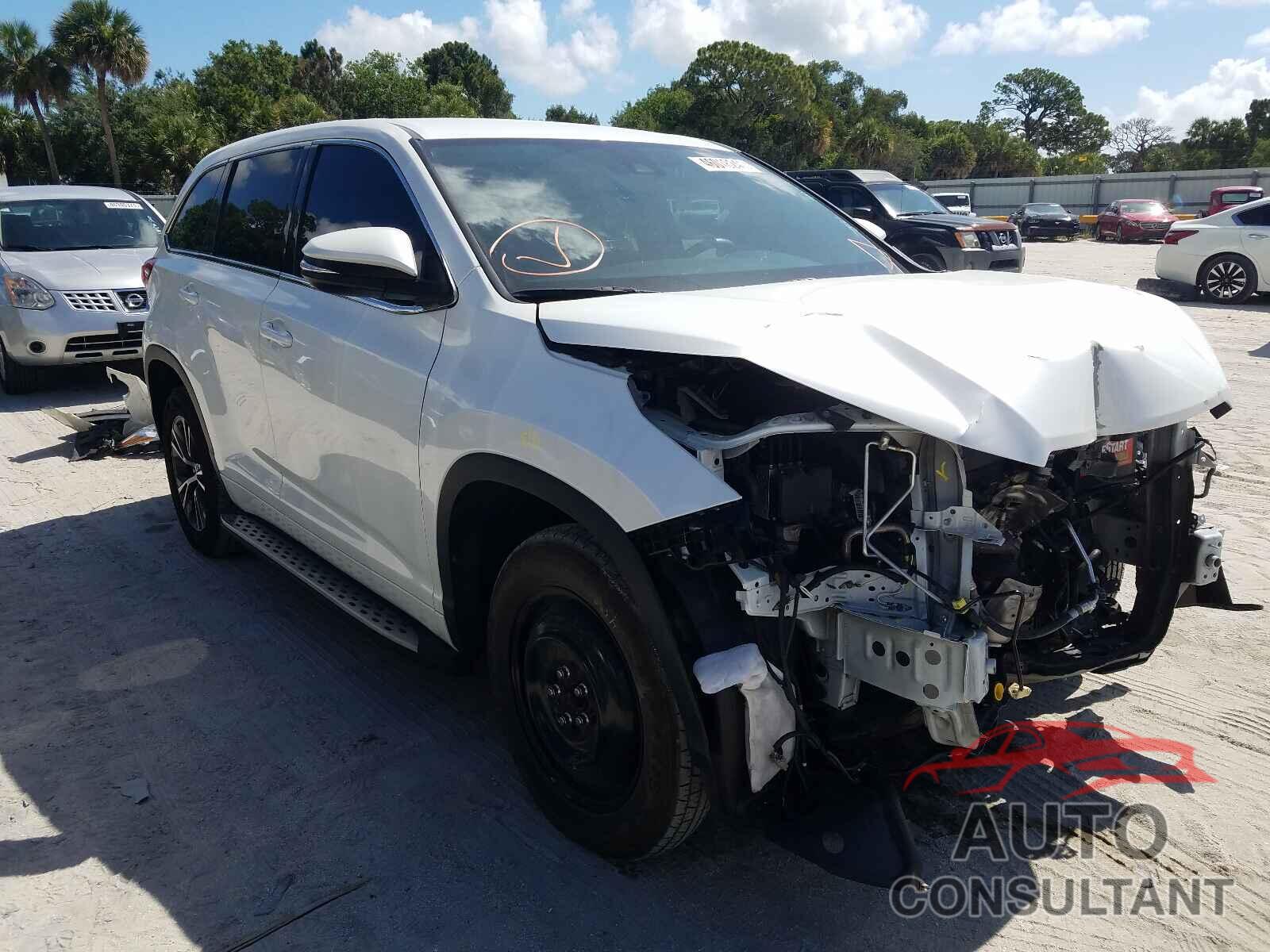 TOYOTA HIGHLANDER 2018 - 5TDZZRFH4JS248345
