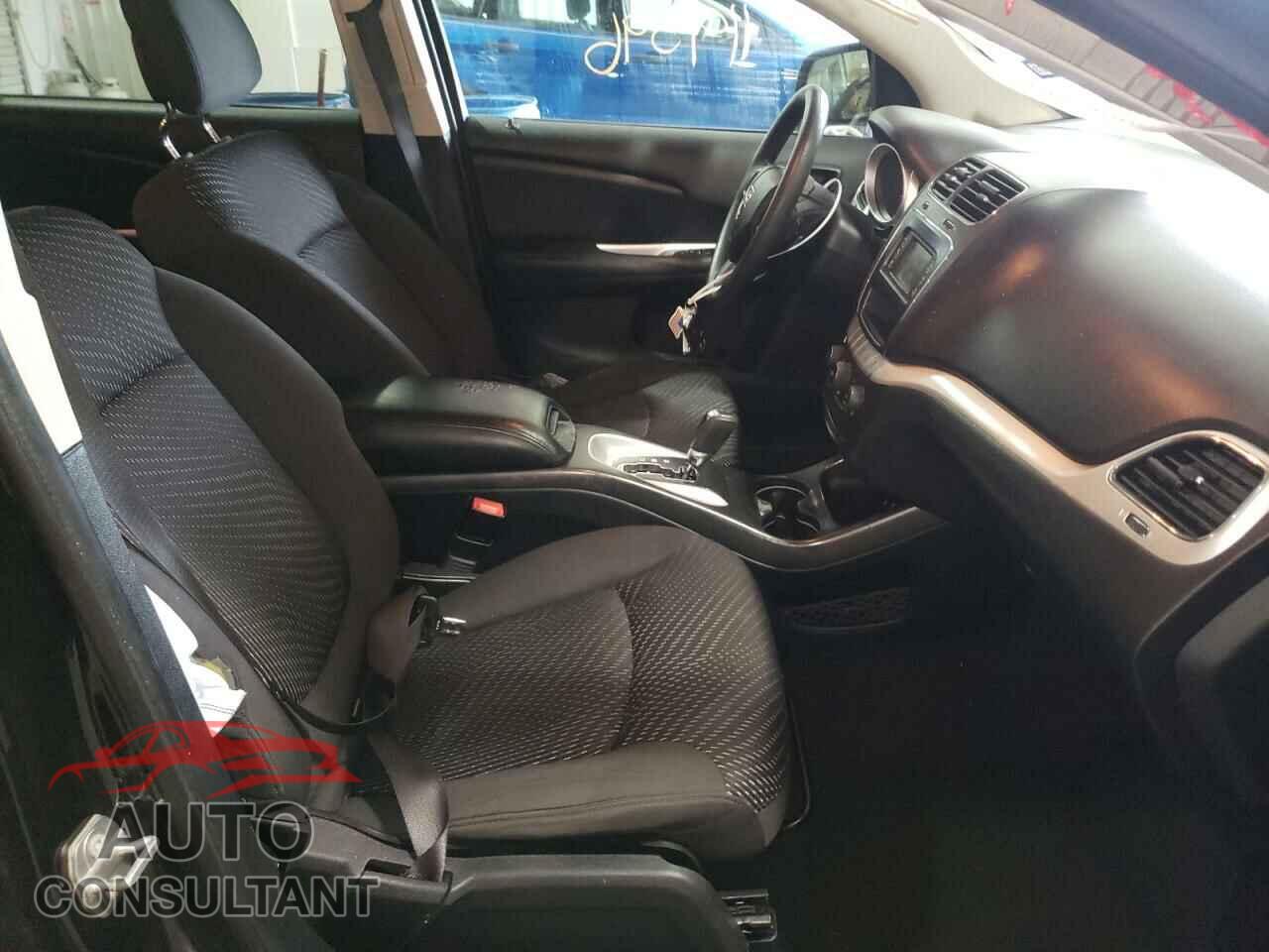 DODGE JOURNEY 2017 - 3C4PDCBG6HT527912