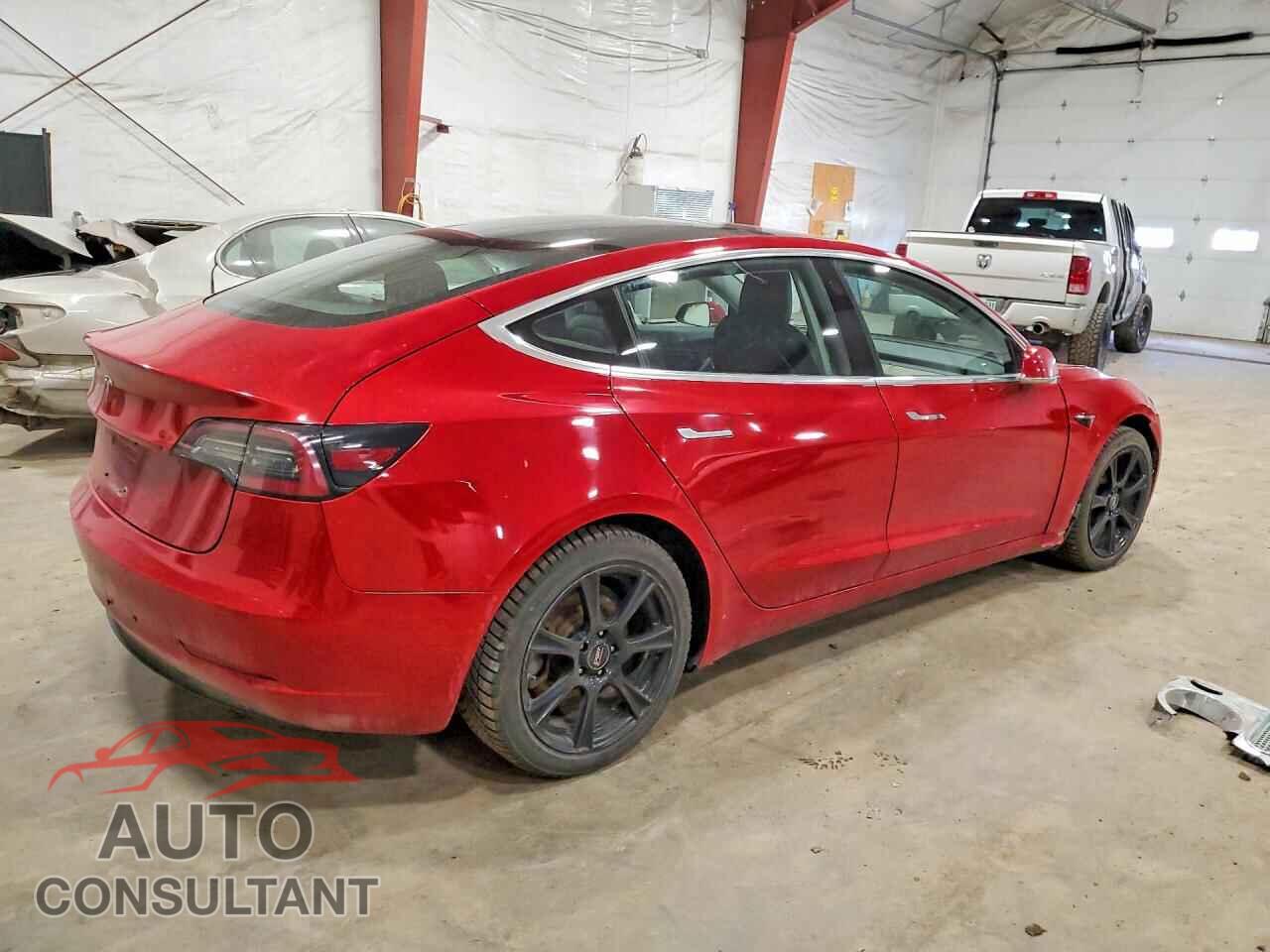 TESLA MODEL 3 2018 - 5YJ3E1EB9JF054995