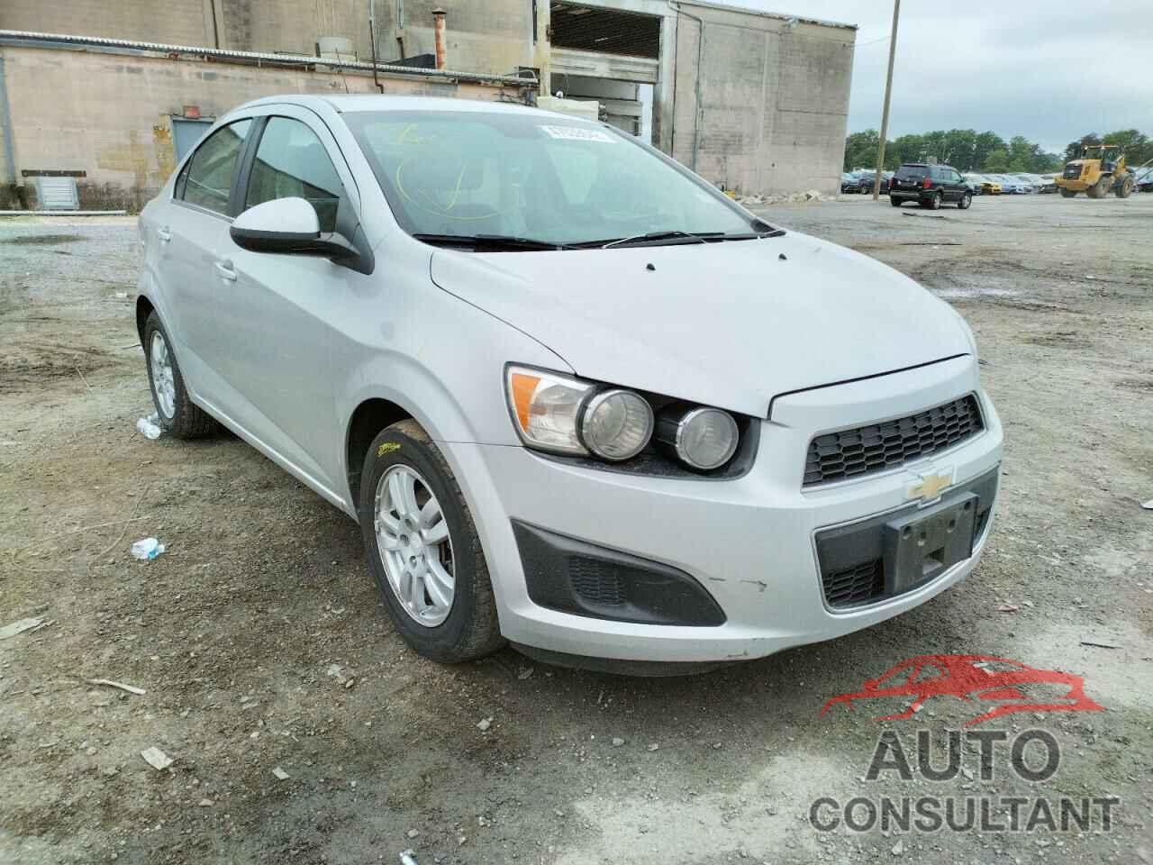 CHEVROLET SONIC 2016 - 1G1JC5SB9G4151793