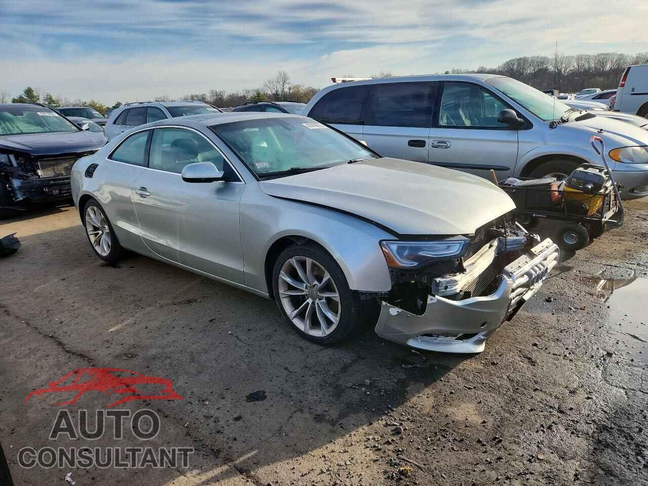 AUDI A5 2013 - WAULFAFRXDA040624