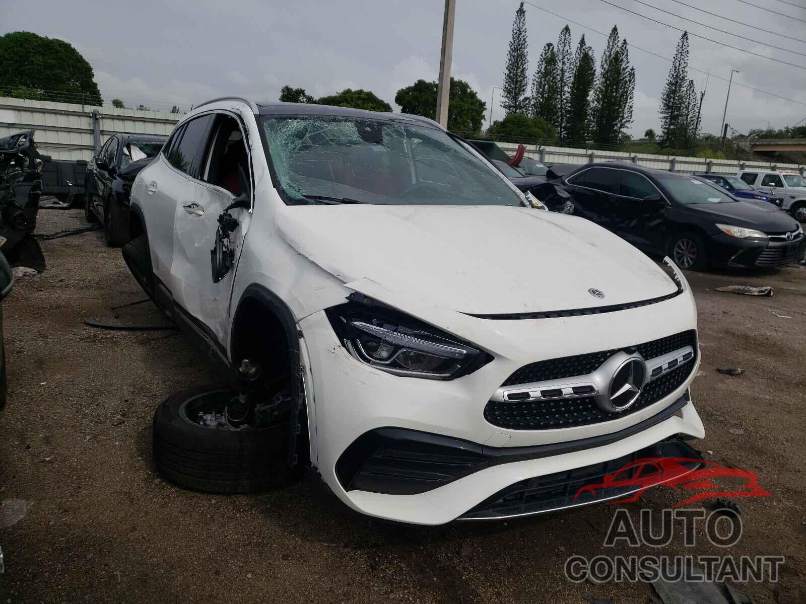 MERCEDES-BENZ GLA-CLASS 2021 - W1N4N4GB8MJ220738