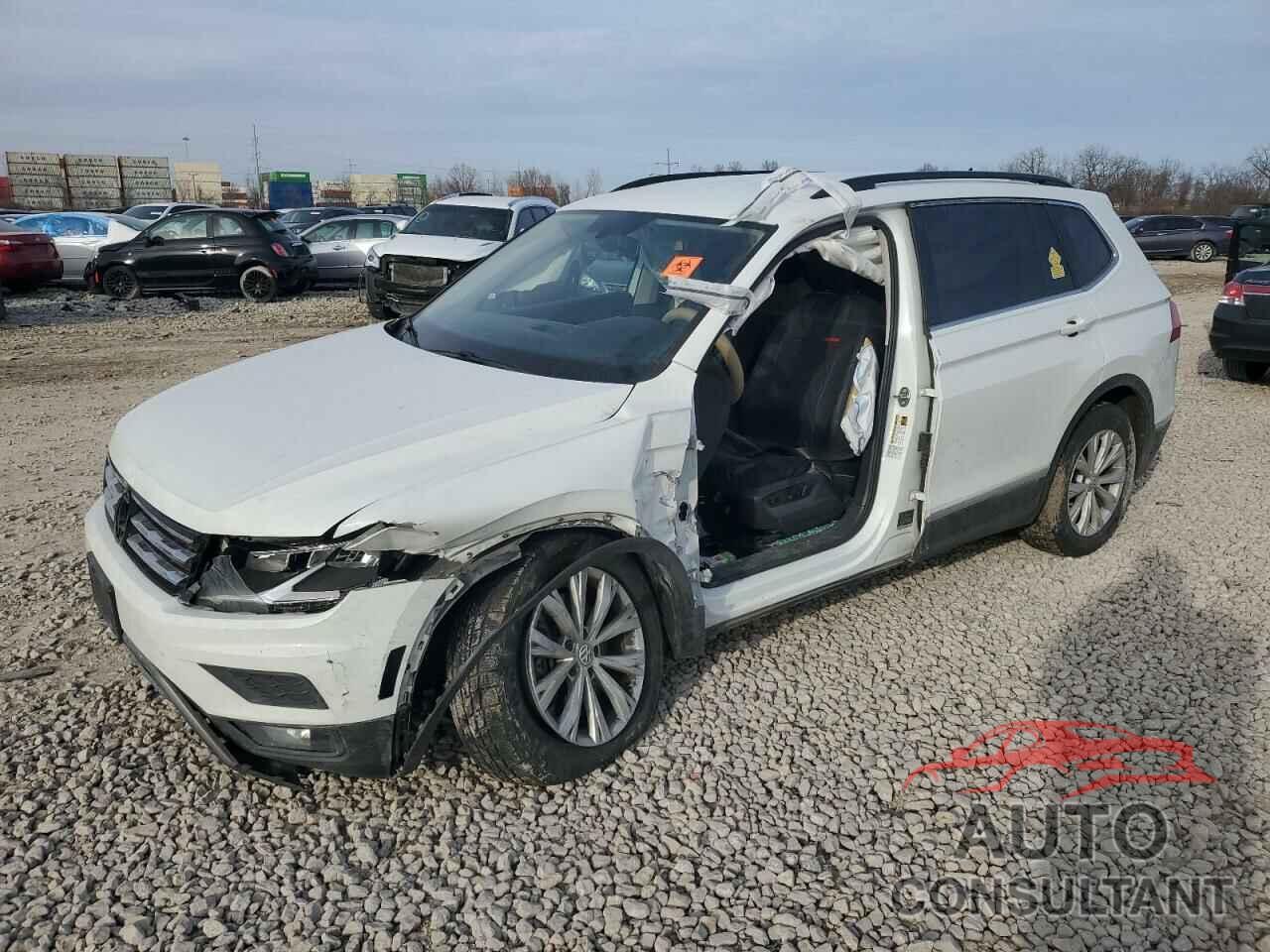 VOLKSWAGEN TIGUAN 2018 - 3VV3B7AX9JM004852