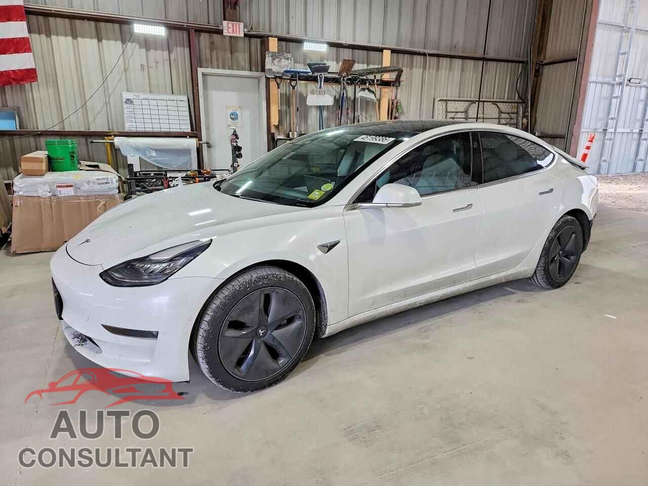 TESLA MODEL 3 2018 - 5YJ3E1EB4JF096765