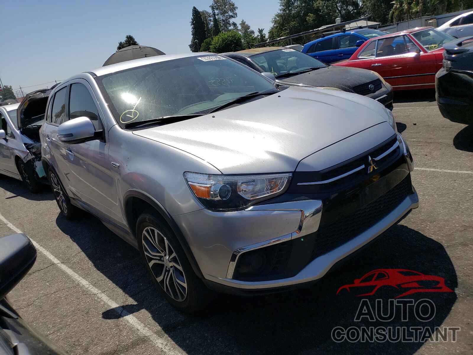 MITSUBISHI OUTLANDER 2019 - JA4AR3AUXKU011977