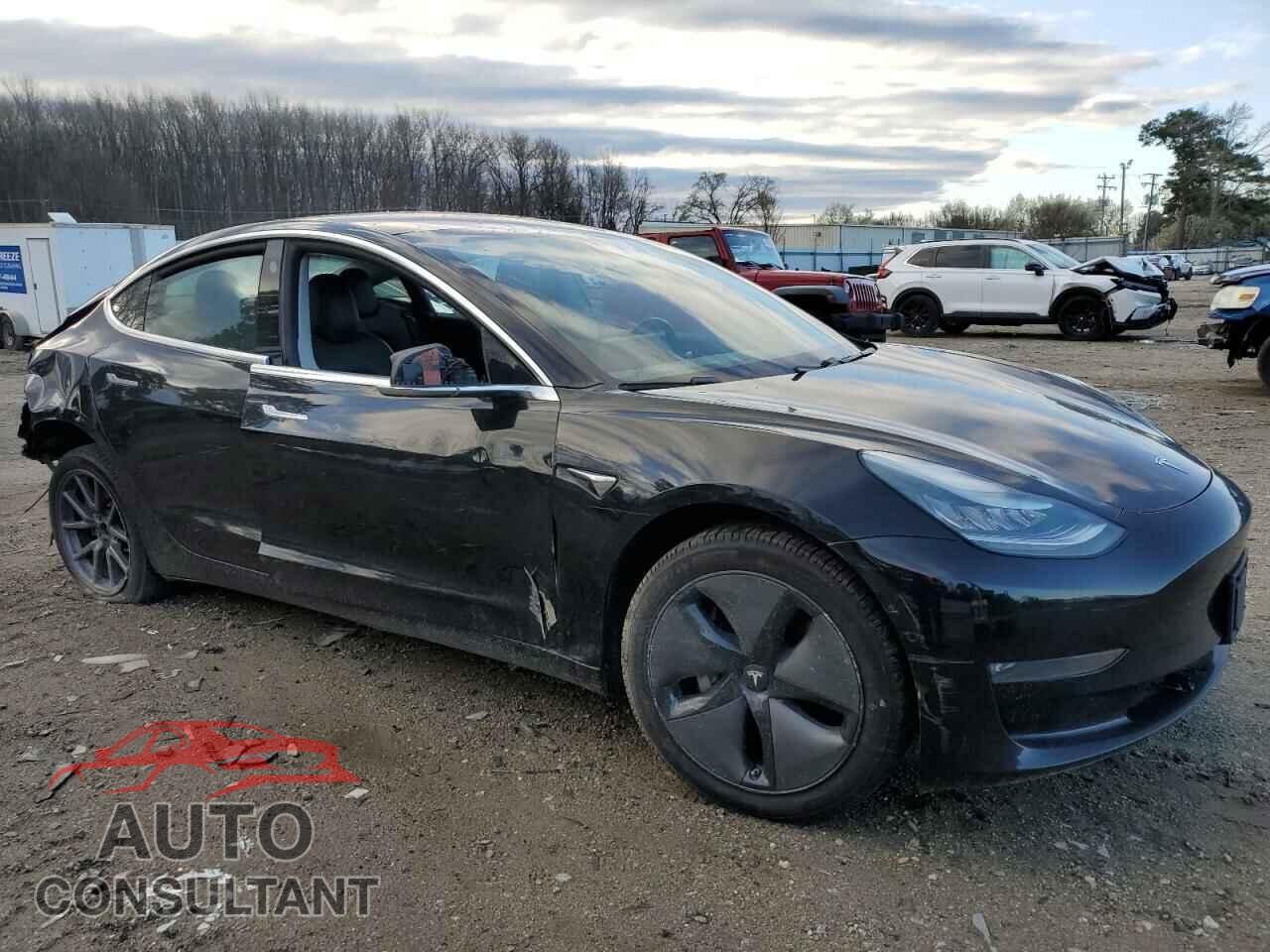 TESLA MODEL 3 2019 - 5YJ3E1EA2KF196890