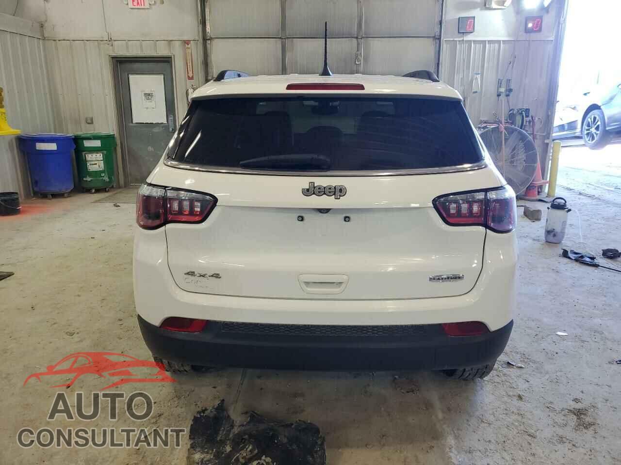 JEEP COMPASS 2017 - 3C4NJDBB2HT629217