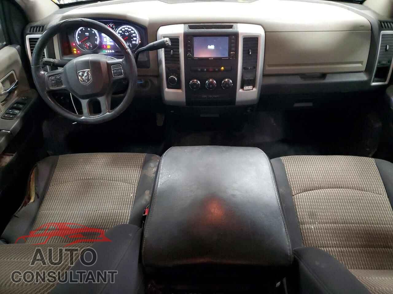 DODGE RAM 1500 2012 - 1C6RD7LT2CS277131