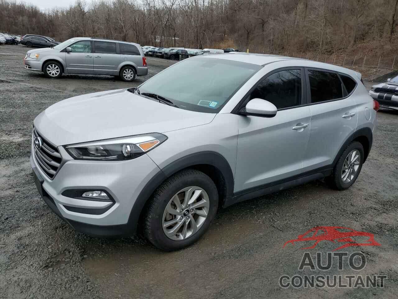 HYUNDAI TUCSON 2018 - KM8J2CA47JU779825