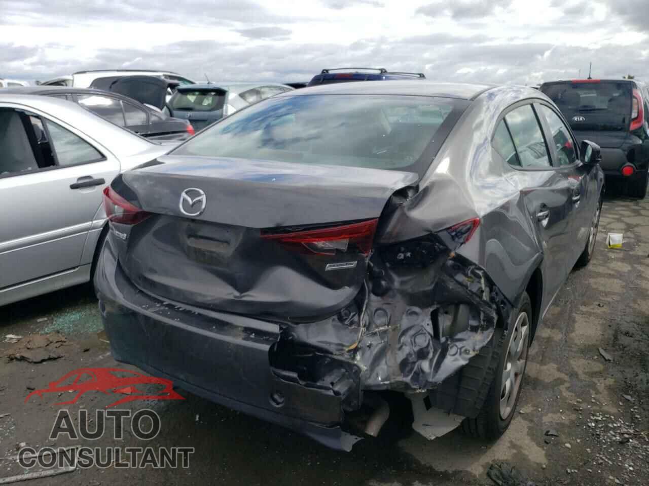 MAZDA 3 2017 - 3MZBN1U73HM100042