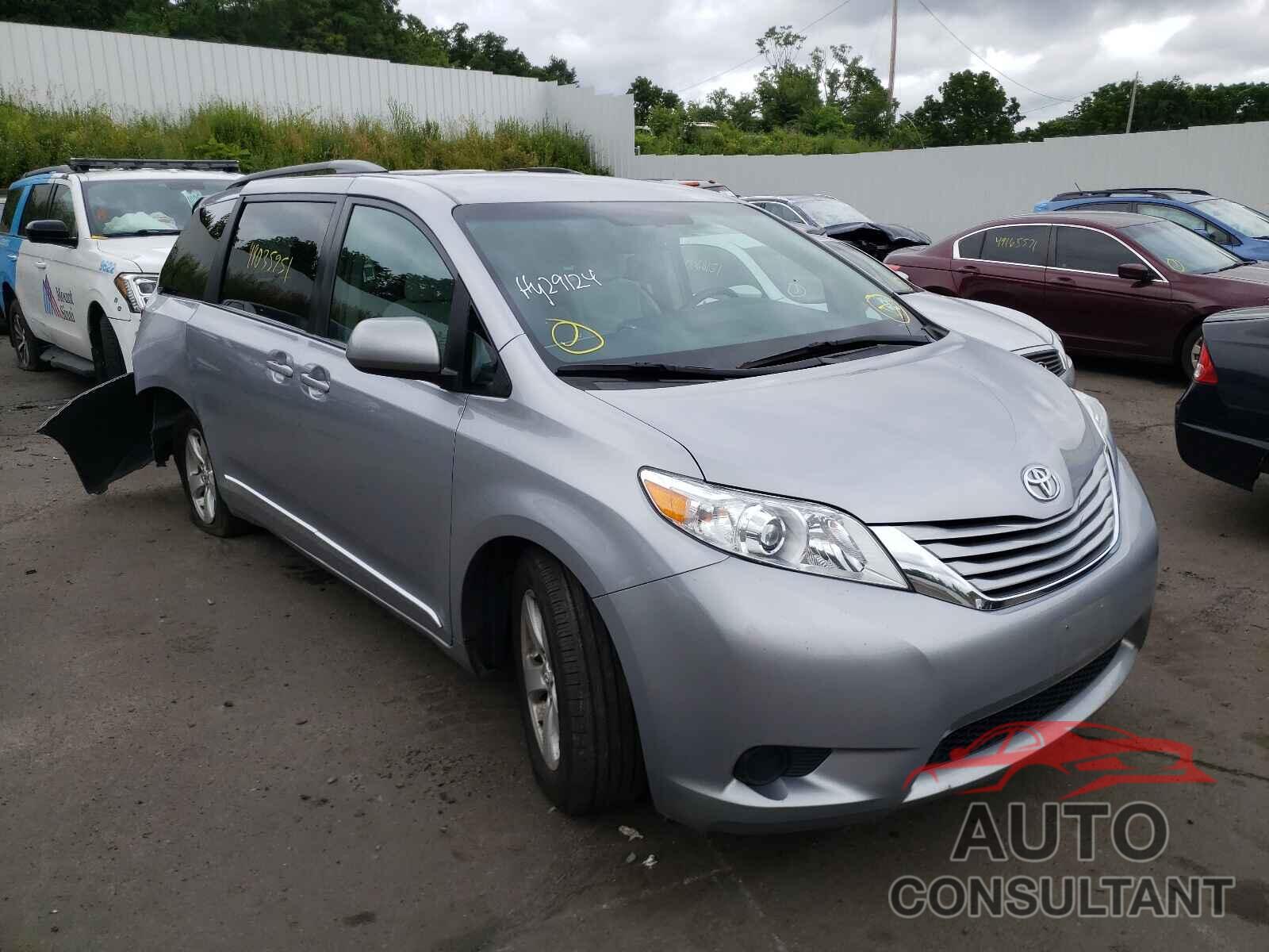 TOYOTA SIENNA 2017 - 5TDKZ3DC9HS777399