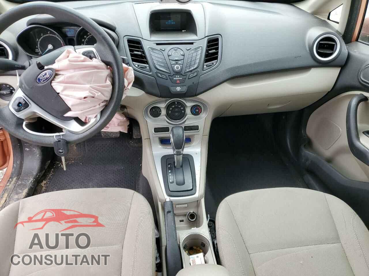 FORD FIESTA 2017 - 3FADP4EJ9HM104376