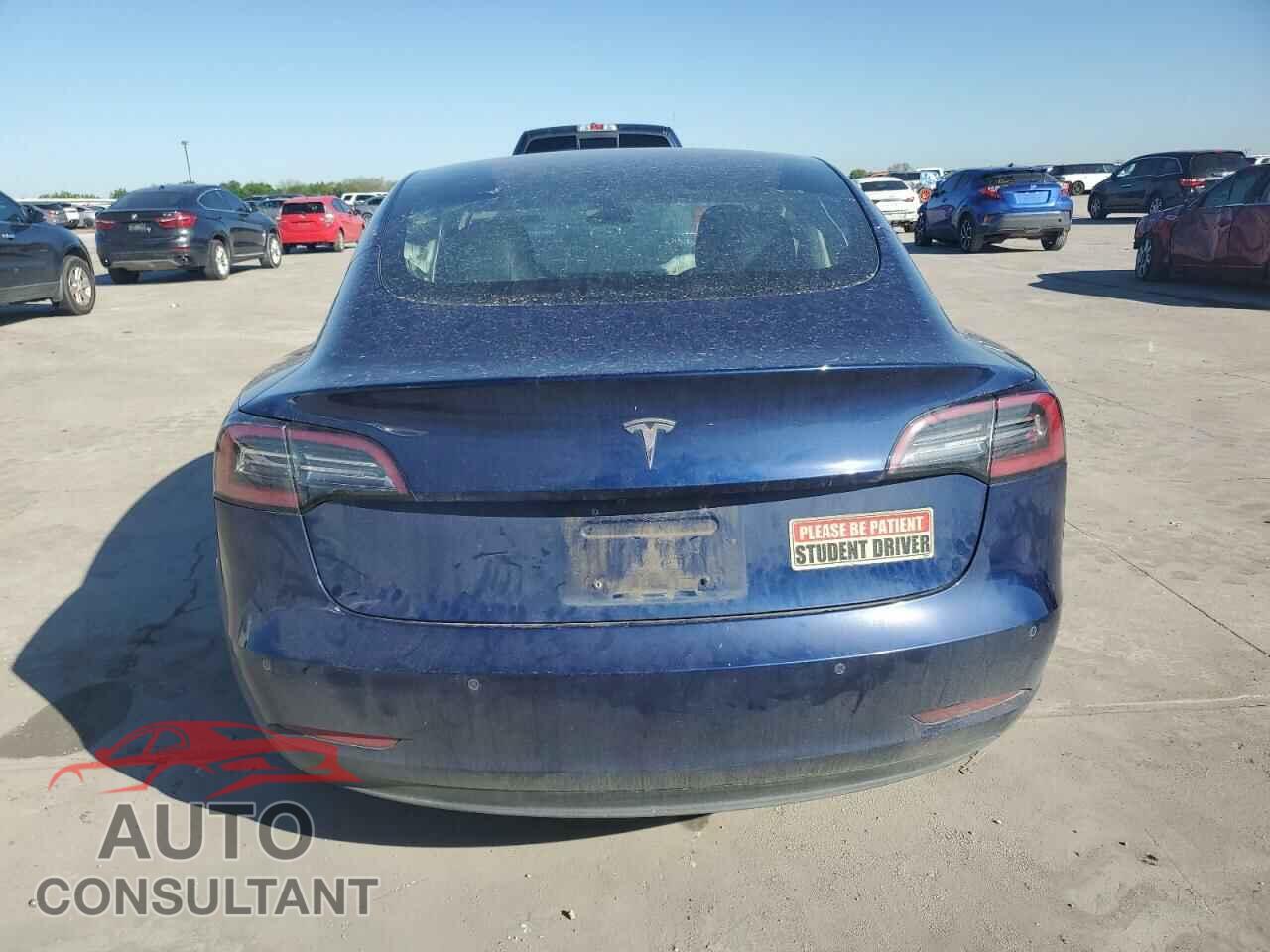 TESLA MODEL 3 2018 - 5YJ3E1EA3JF102532