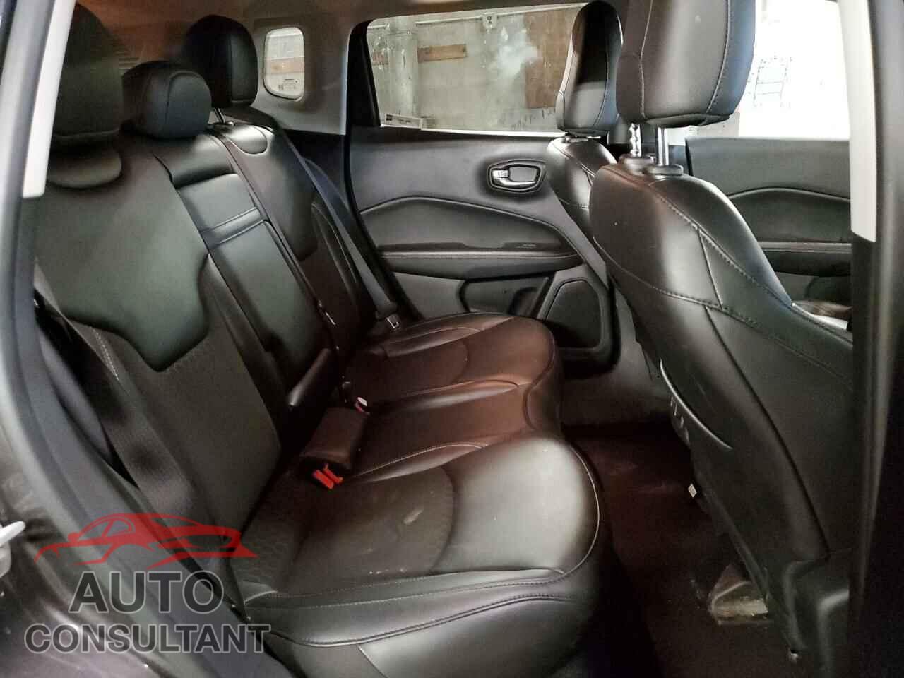 JEEP COMPASS 2019 - 3C4NJDBBXKT807771