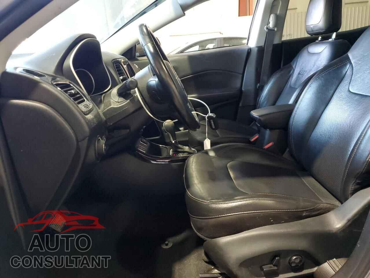 JEEP COMPASS 2020 - 3C4NJCCB3LT122599
