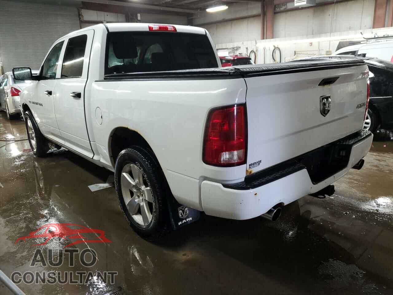 DODGE RAM 1500 2012 - 1C6RD7KT1CS285268