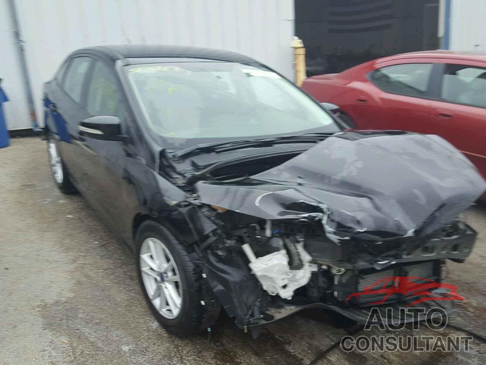 FORD FOCUS 2015 - 1FADP3F22FL216324