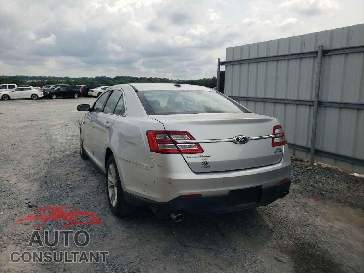 FORD TAURUS 2017 - 1FAHP2E85HG126212