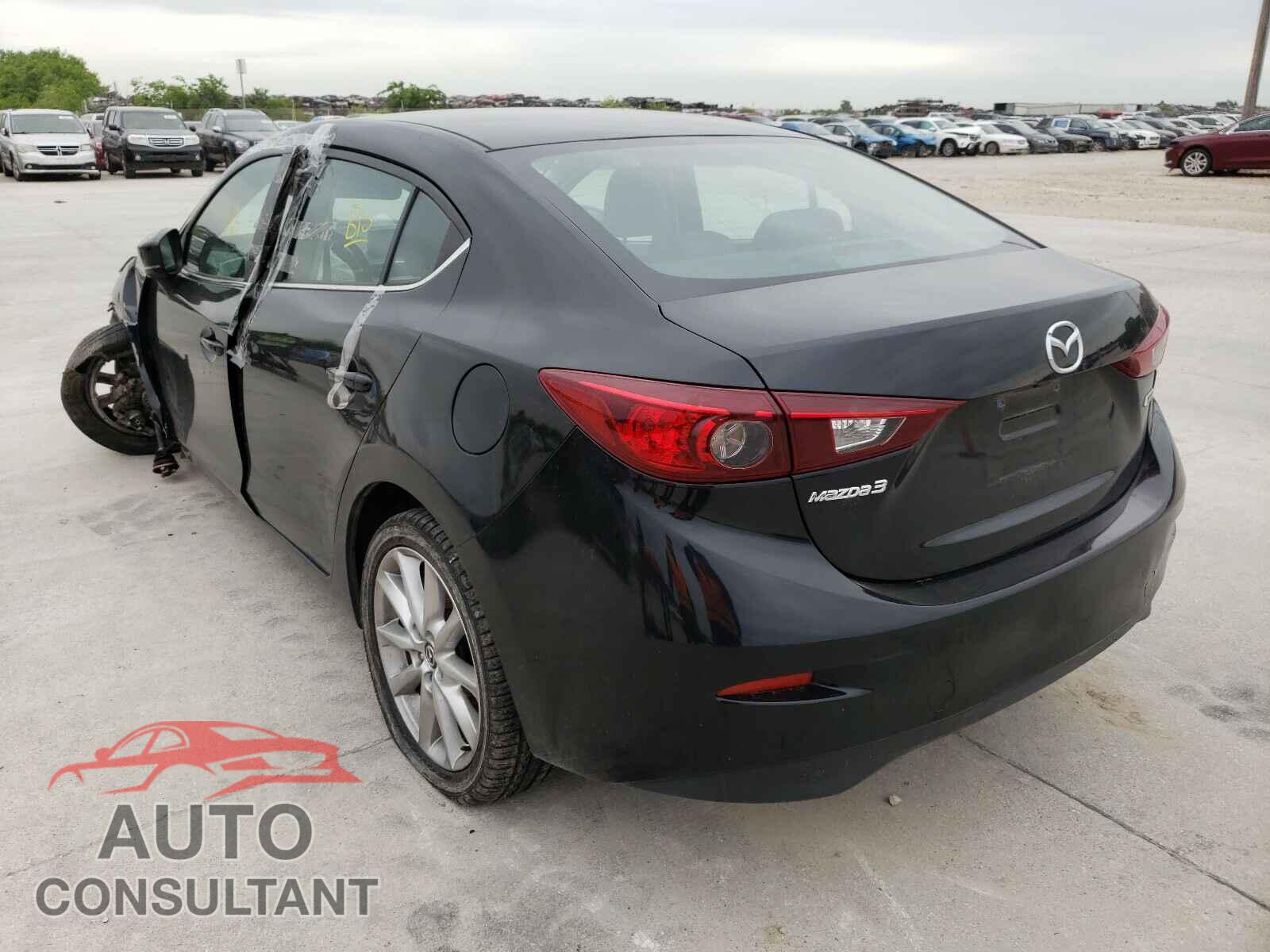 MAZDA 3 2017 - 3MZBN1V79HM110248