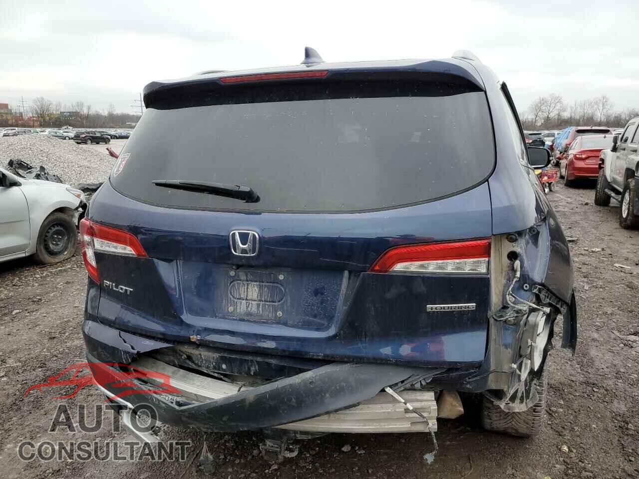 HONDA PILOT 2019 - 5FNYF5H6XKB008165