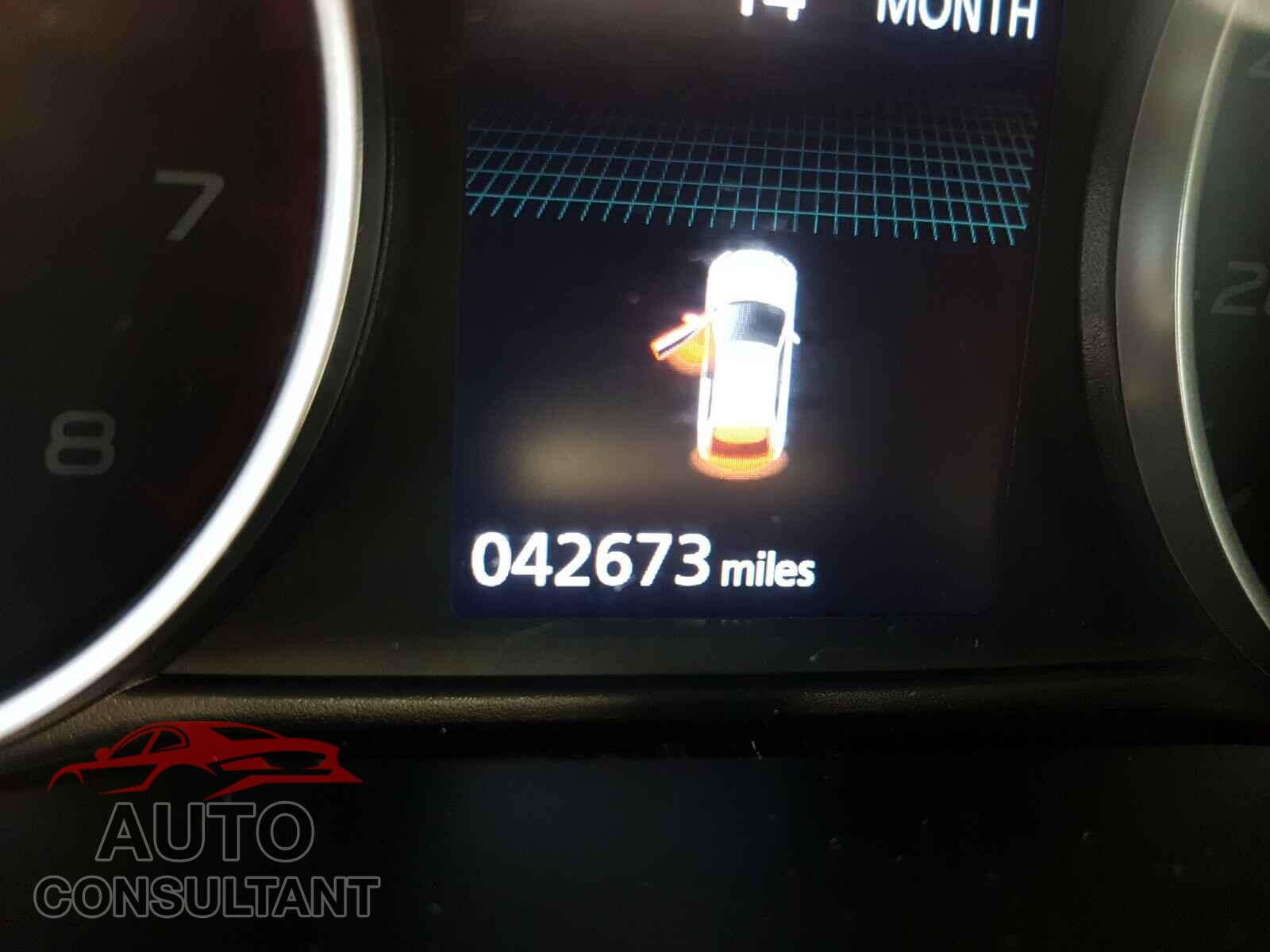 MITSUBISHI ECLIPSE 2019 - JA4AT4AA9KZ046736