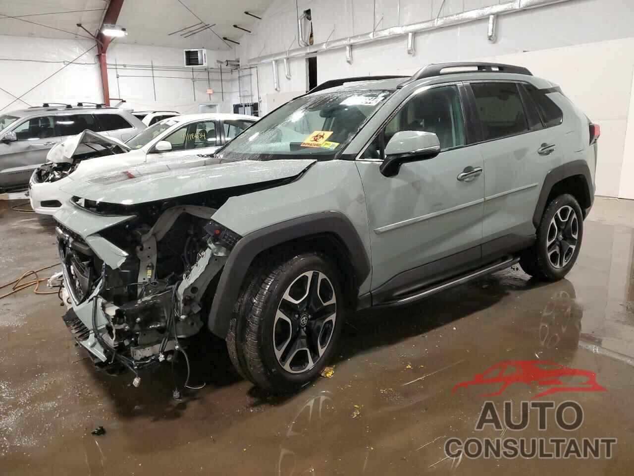 TOYOTA RAV4 2019 - 2T3J1RFV3KW058420