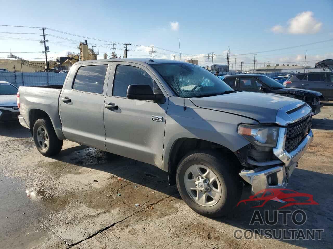 TOYOTA TUNDRA 2018 - 5TFDW5F14JX767260